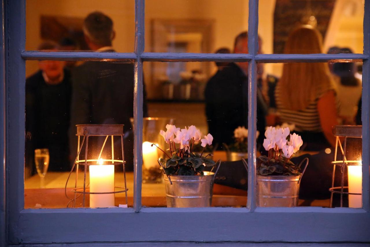 Hotel Blue Pigeons Worth (Kent)